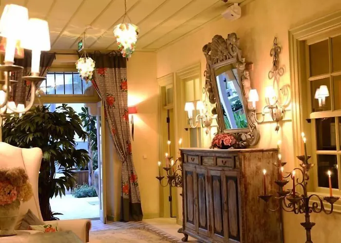 Marge Szálloda Çeşme