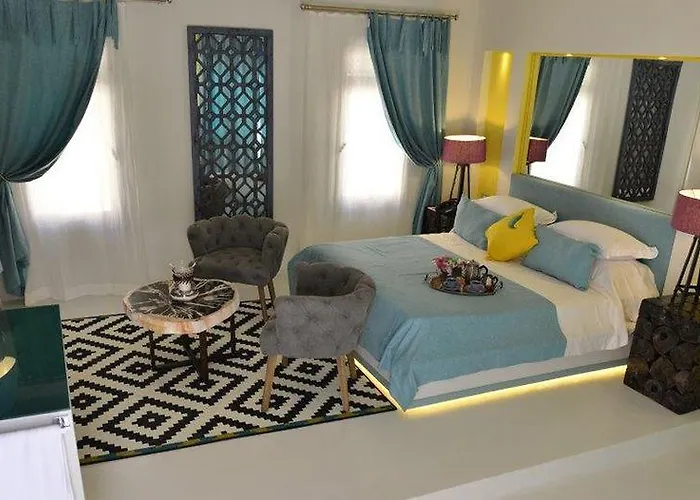 Marge Hotell 3*